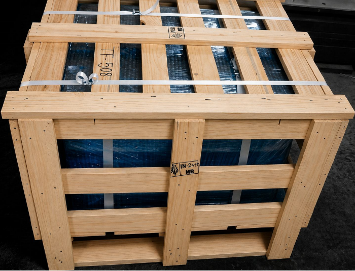 Wooden crate packing